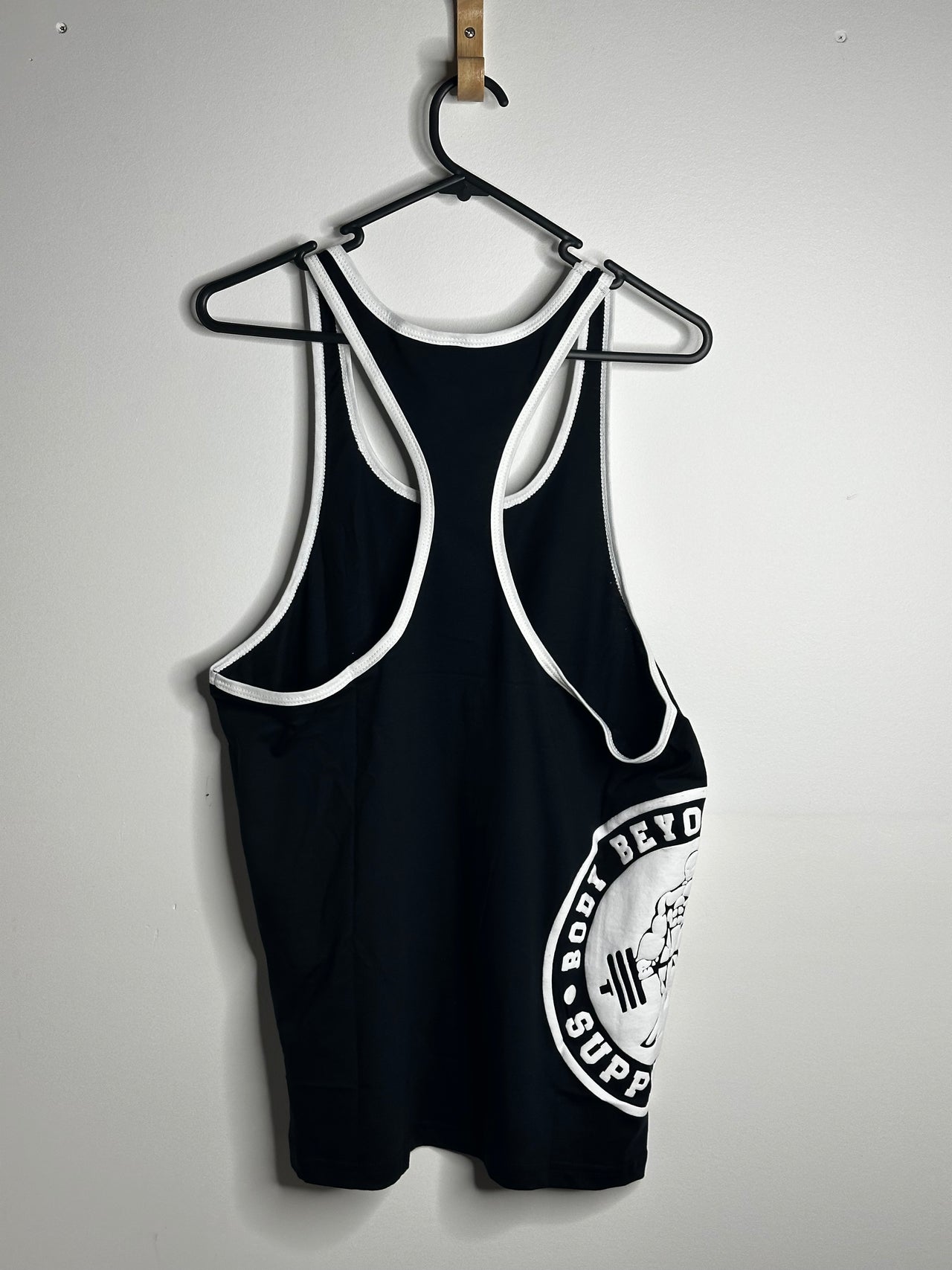 Body beyond print stringer