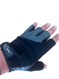Thumbnail for Body Beyond Training Gloves